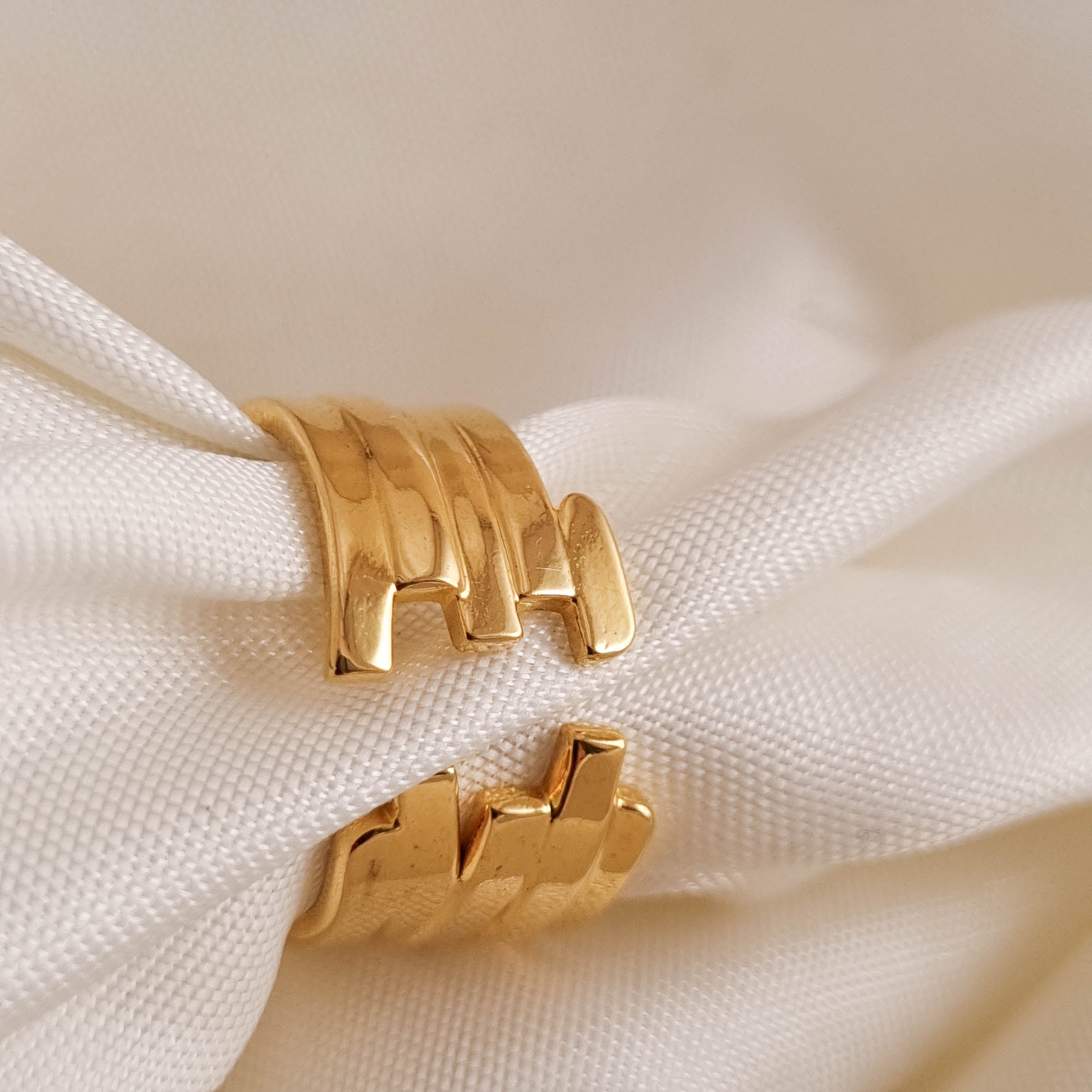 Sculptural Contour Ring