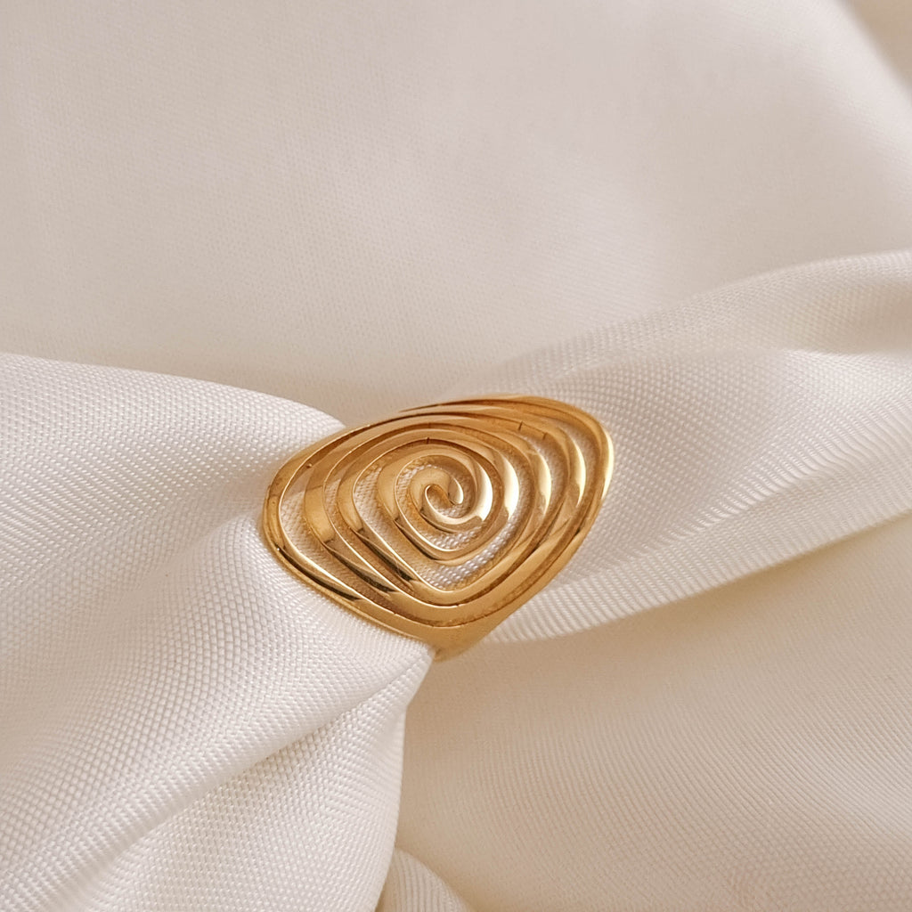 Sculptural Vortex Ring