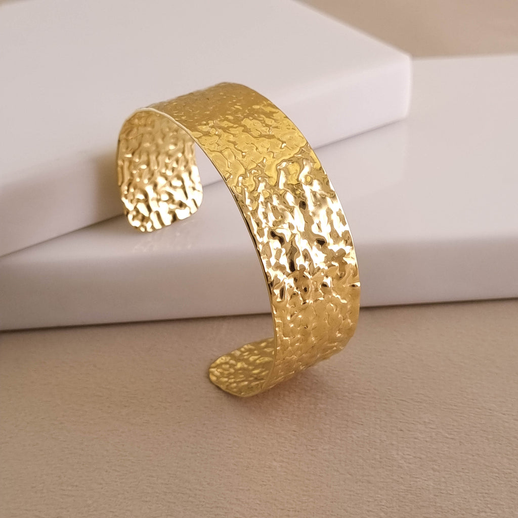 Classic Hammered Cuff