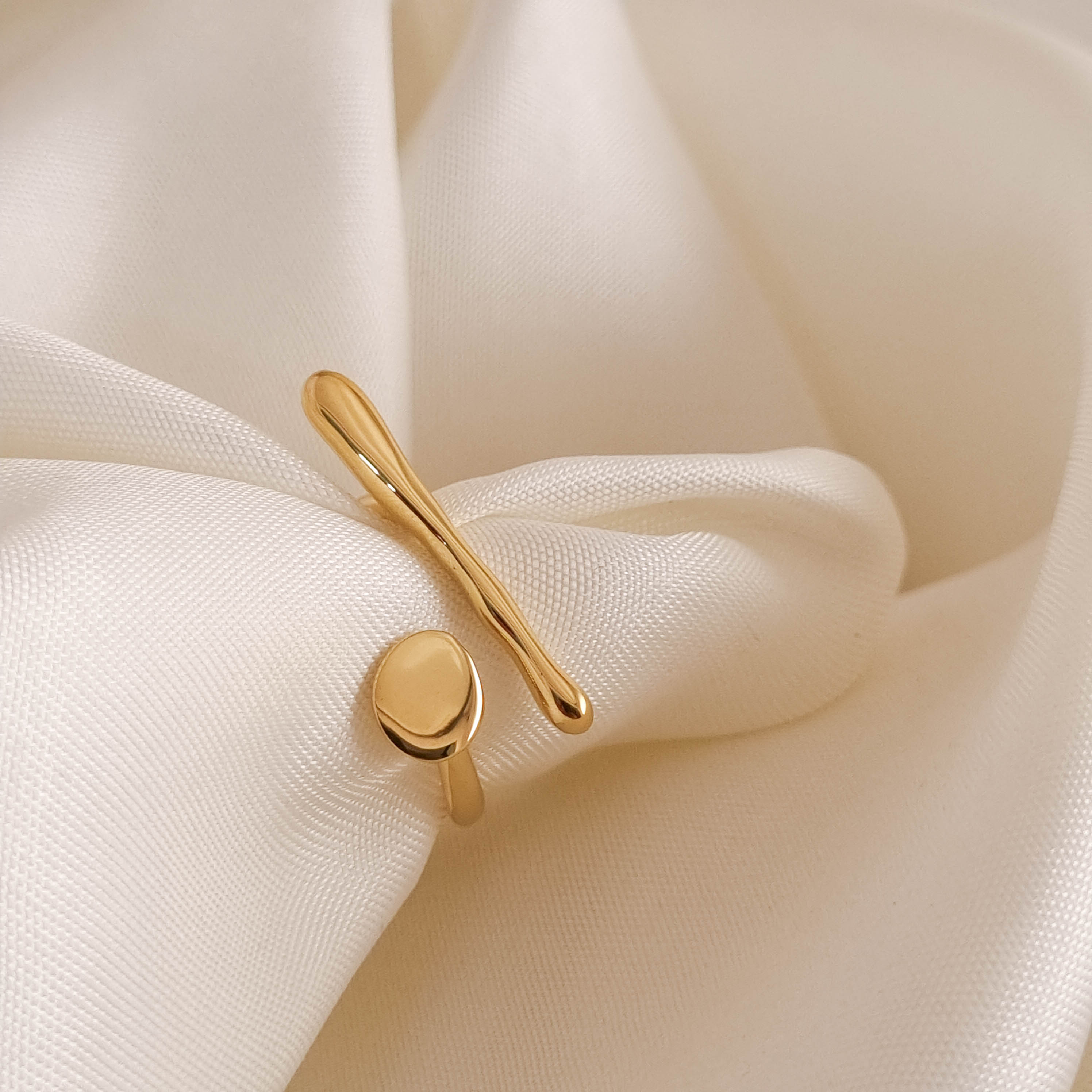 Serene Abstract Ring