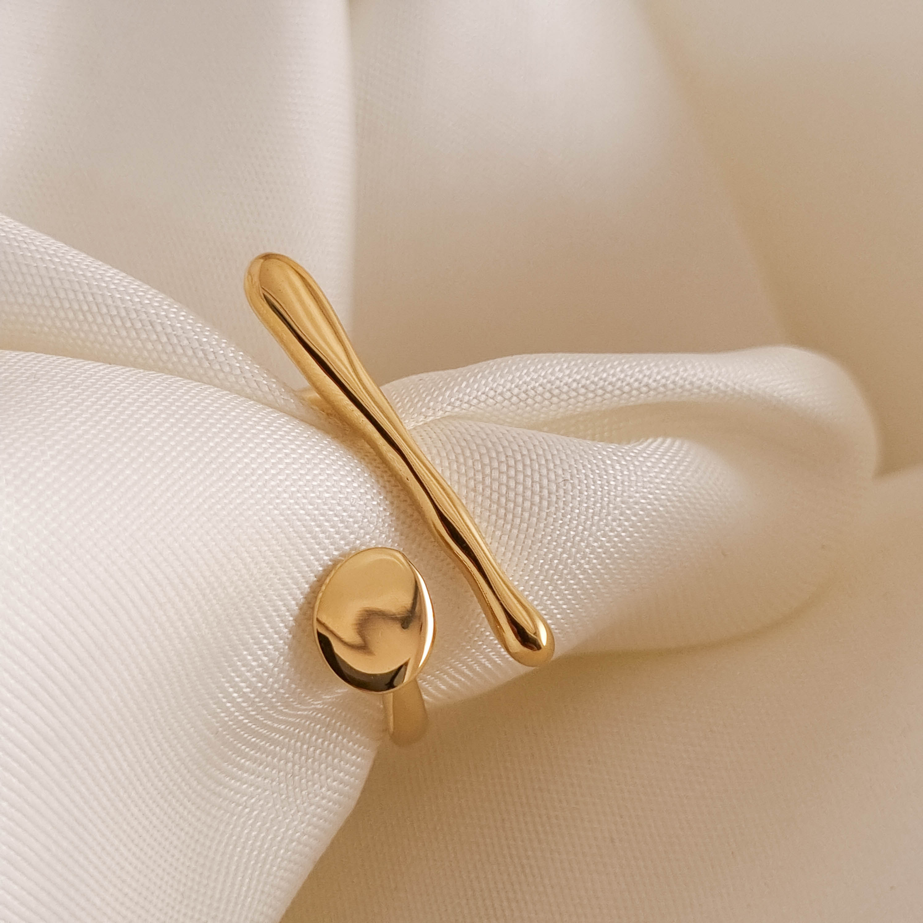 Serene Abstract Ring