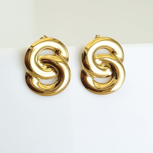 18K gold-plated knot earrings, waterproof gold studs, anti-tarnish link earrings, hypoallergenic architectural jewelry, sculptural gold earrings, gold knot studs.