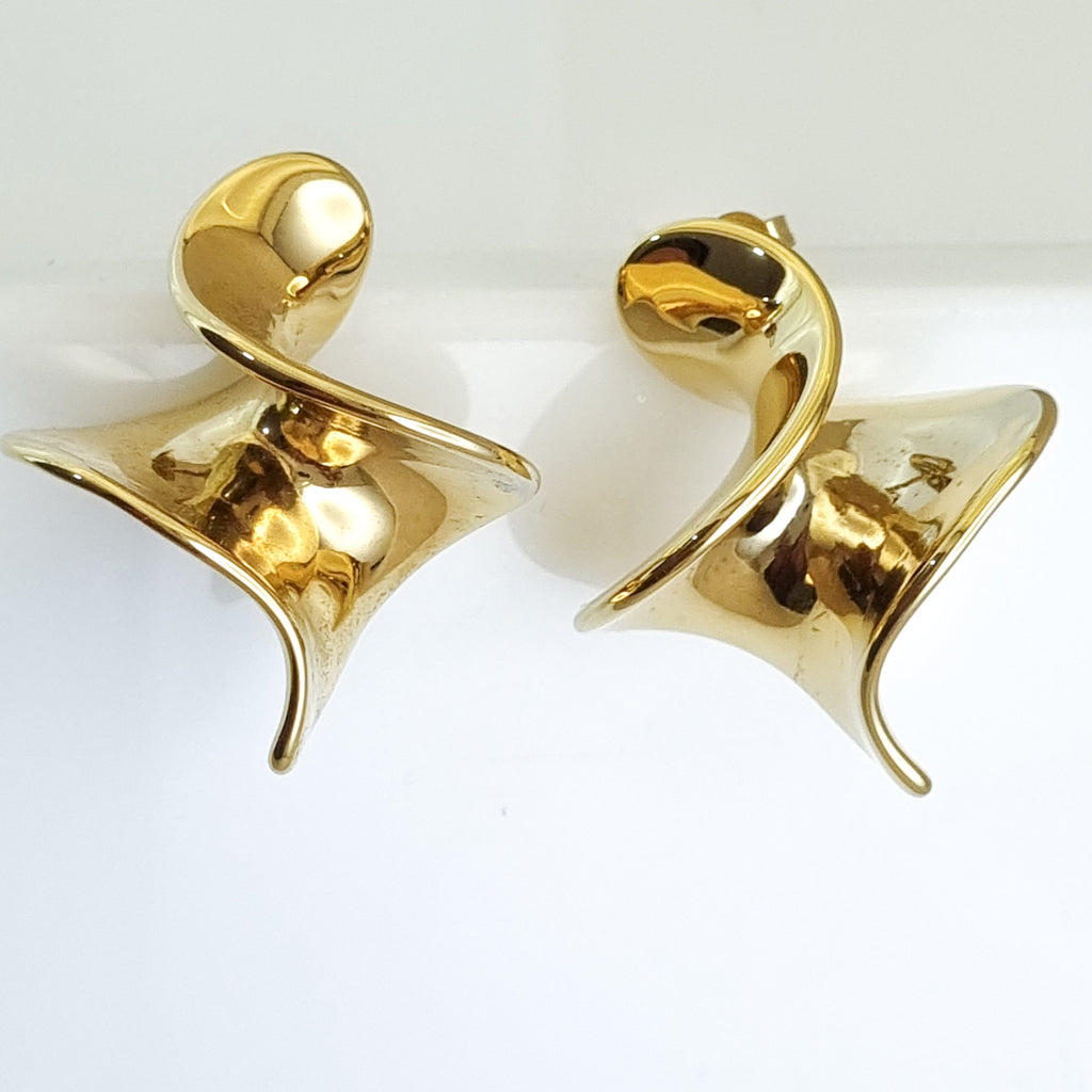 Sculptural Aura Twist Hoops
